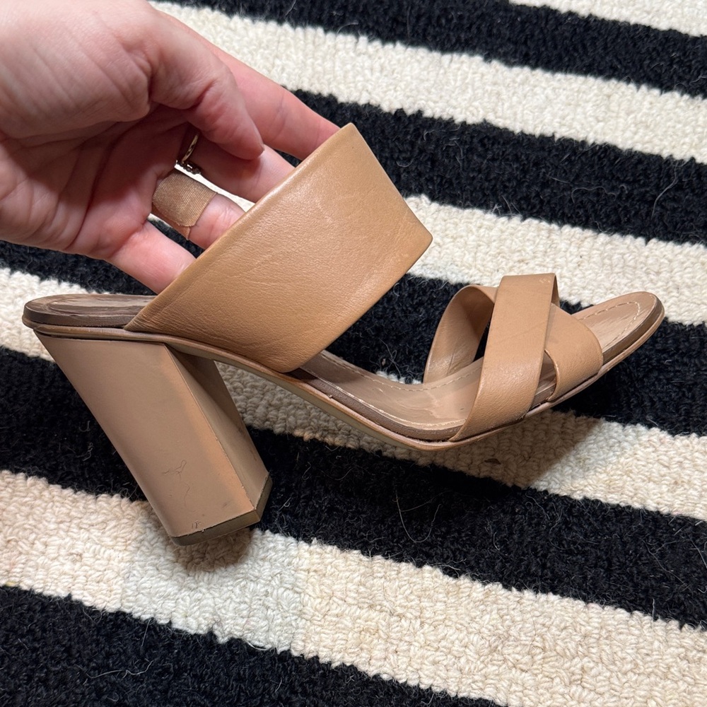 Dumond Neutral Block Heeled Sandals